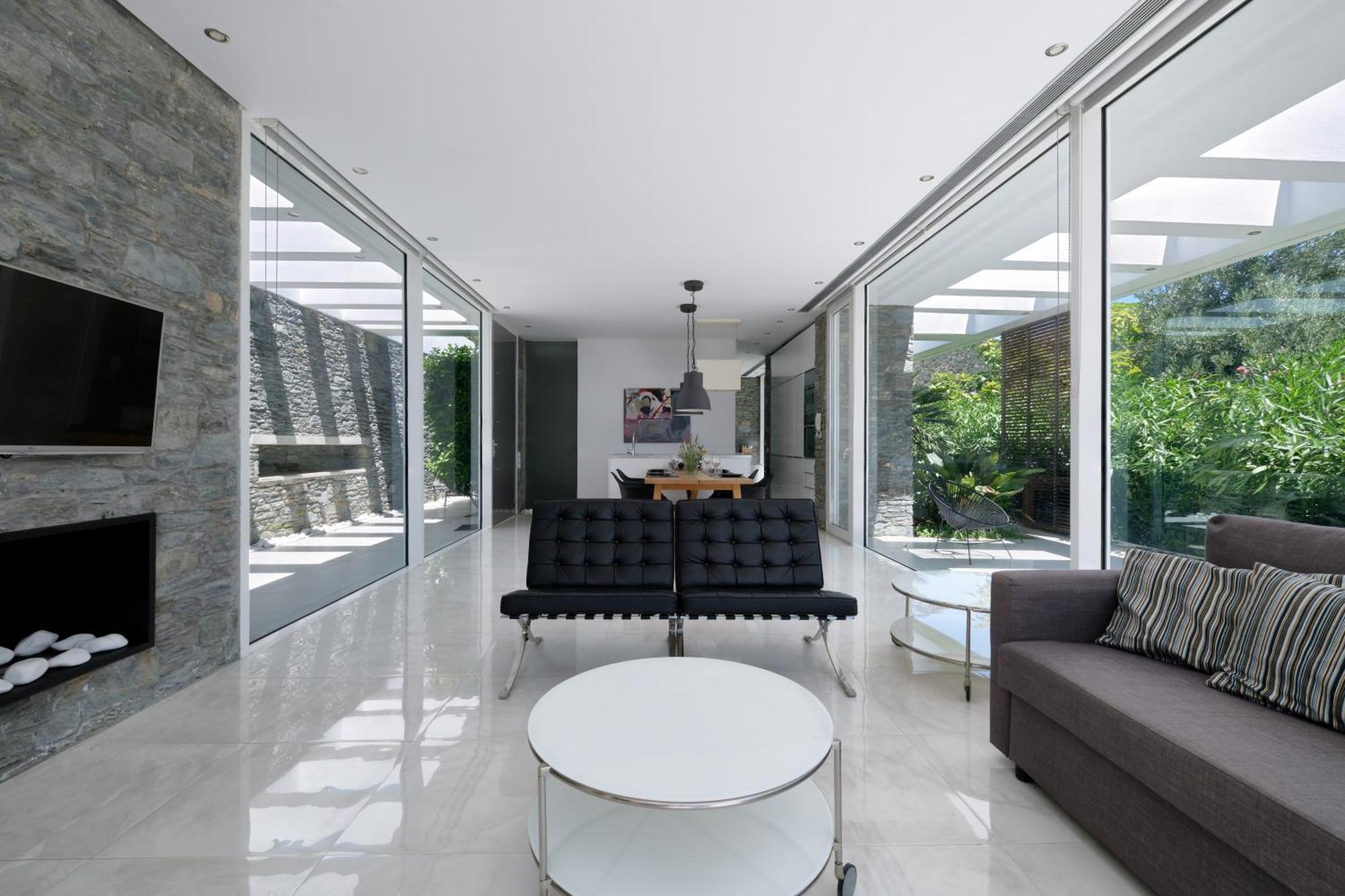 A - Luxury Villas Plomari Bagian luar foto